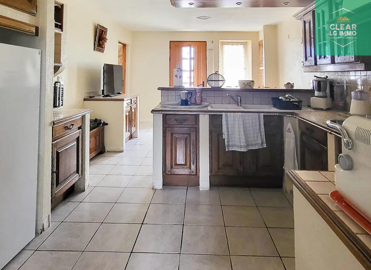 Maison à Autun de 155 m² avec jardin, terrasse et potentiel d’extension 