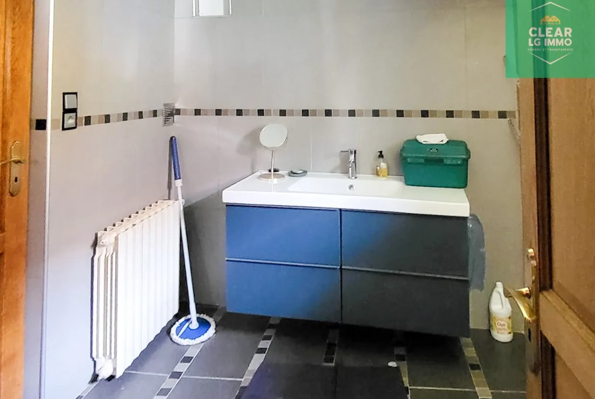 Maison à Autun de 155 m² avec jardin, terrasse et potentiel d’extension 