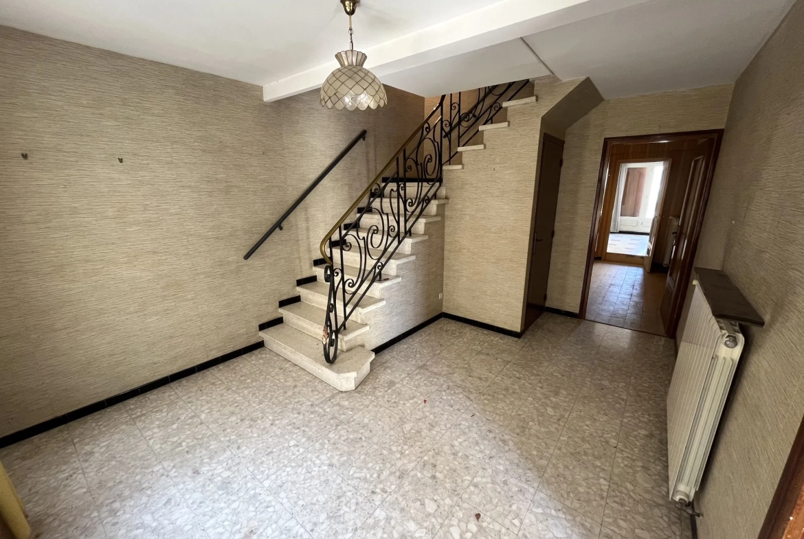 Maison 5 pièces avec garage, terrasse et jardin à Capestang 