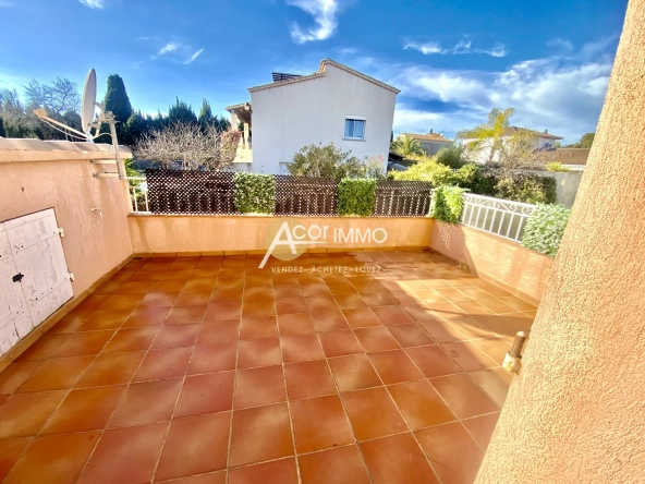 Appartement T3 à vendre à Sanary-sur-Mer avec terrasse et parking privé