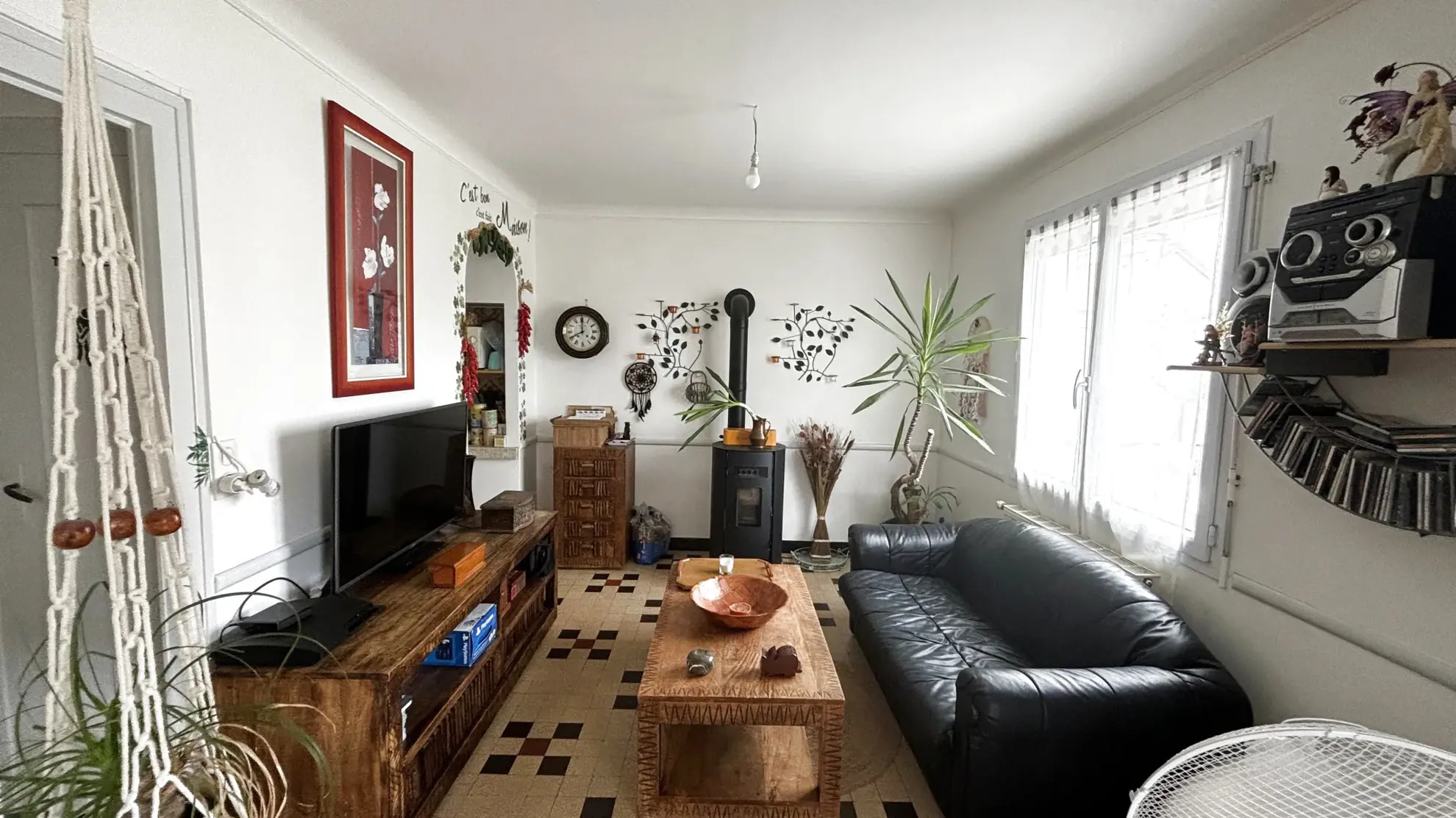 Maison à vendre proche Vihiers - 3 chambres, garage et terrain clos 