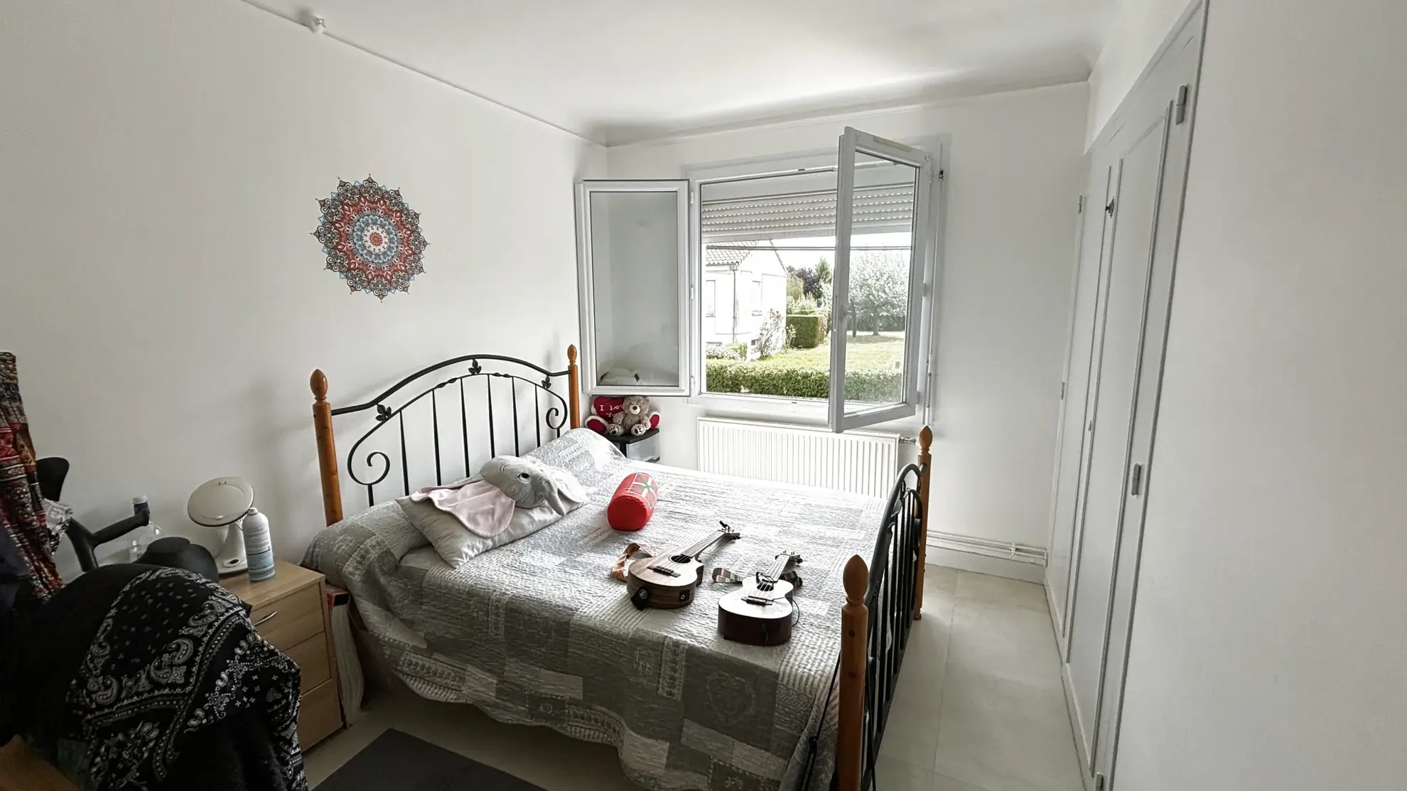 Maison à vendre proche Vihiers - 3 chambres, garage et terrain clos 