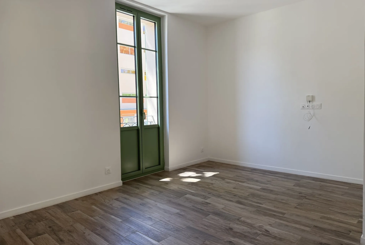 Appartement T3 à Vendre à Sospel avec 2 Chambres et 2 Salles de Bains 
