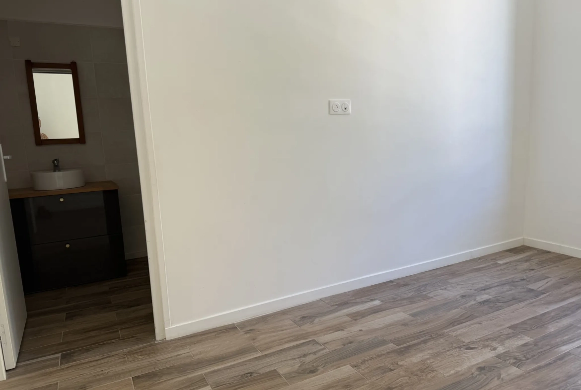 Appartement T3 à Vendre à Sospel avec 2 Chambres et 2 Salles de Bains 