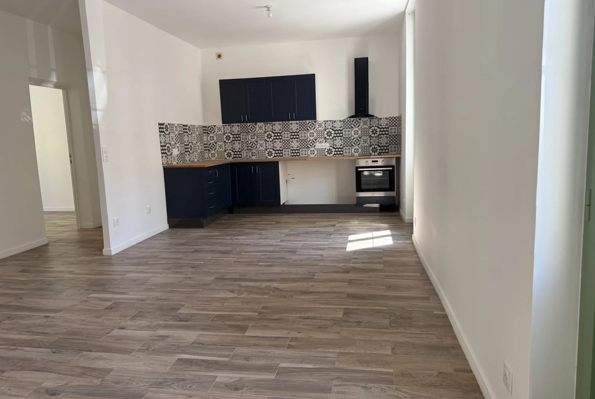 Appartement T3 à Vendre à Sospel avec 2 Chambres et 2 Salles de Bains 