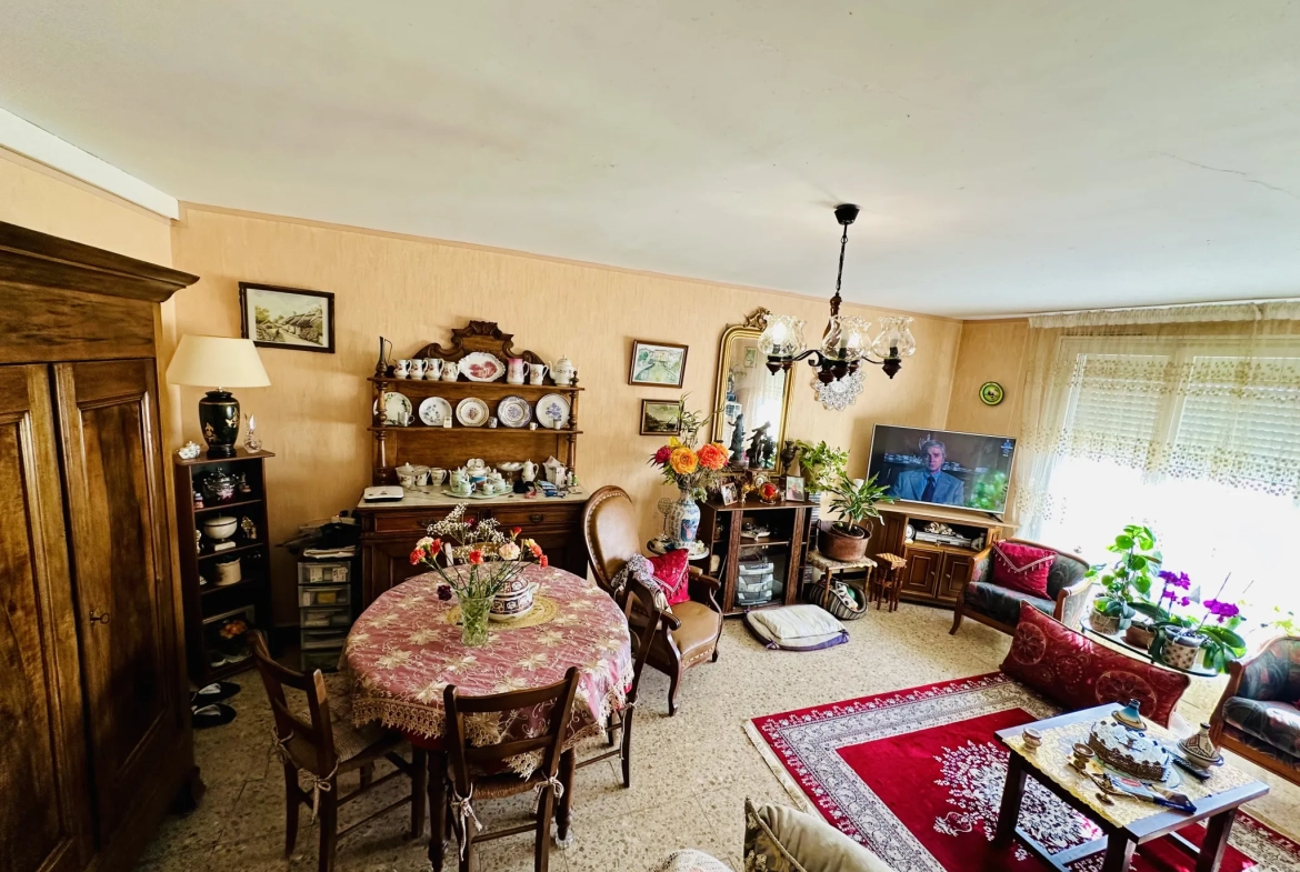 Appartement T3 avec vue sur la Cathédrale à Narbonne 