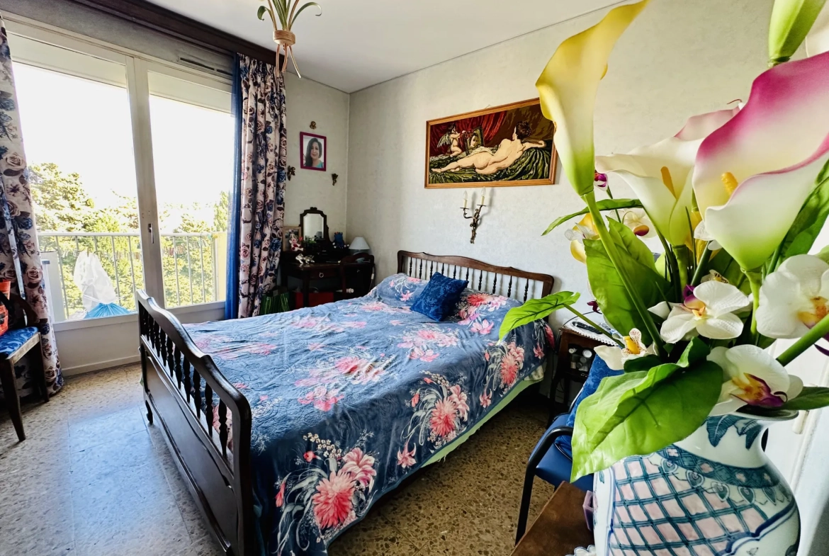 Appartement T3 avec vue sur la Cathédrale à Narbonne 
