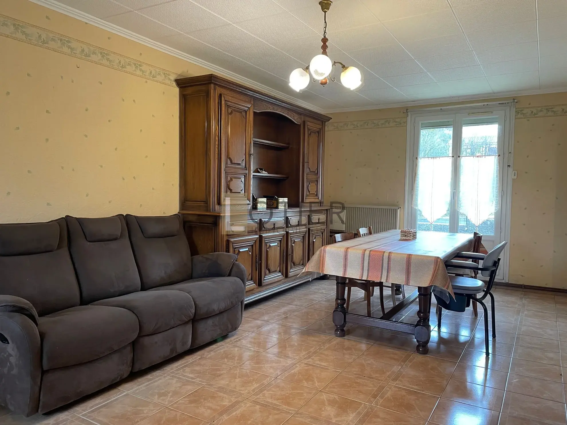Maison 4 chambres avec grand terrain à Serviès-en-Val dans l'Aude 
