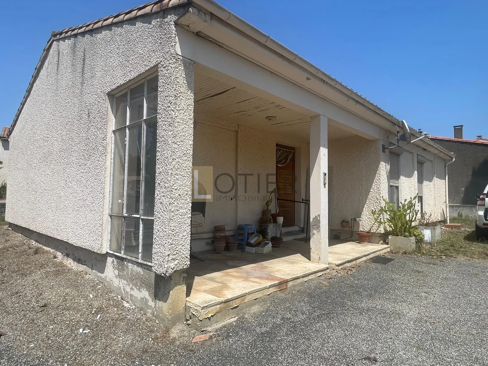 Maison 4 chambres avec grand terrain à Serviès-en-Val dans l'Aude 