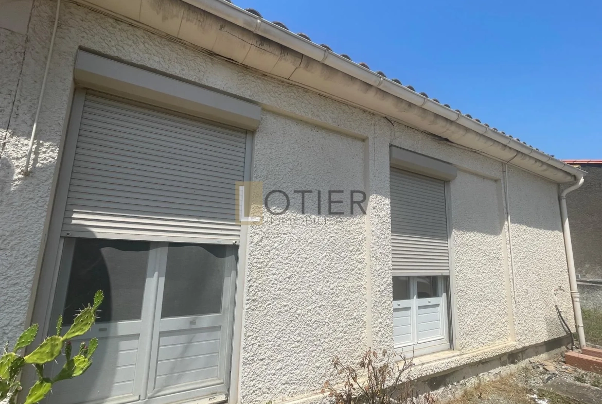 Maison 4 chambres avec grand terrain à Serviès-en-Val dans l'Aude 