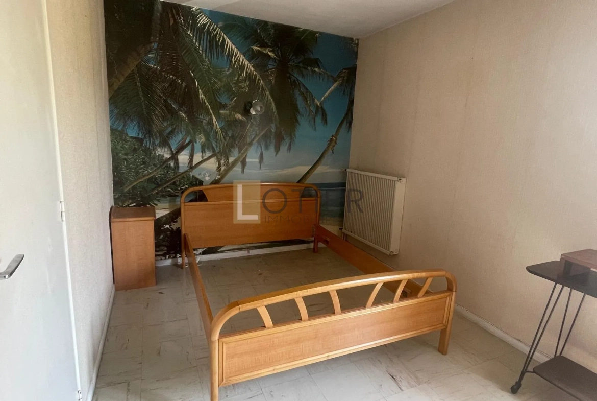 Maison 4 chambres avec grand terrain à Serviès-en-Val dans l'Aude 