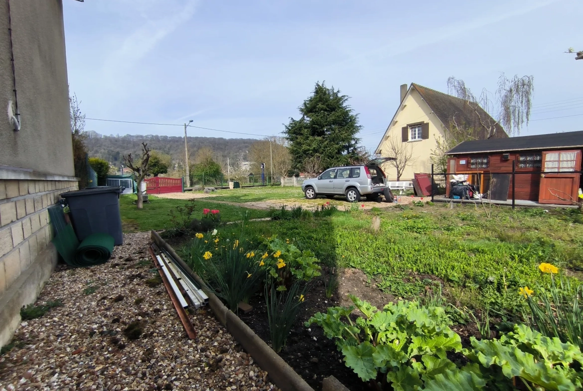 Terrain à bâtir de 506 m² à Saint-Aubin-lès-Elbeuf, proche Rouen 
