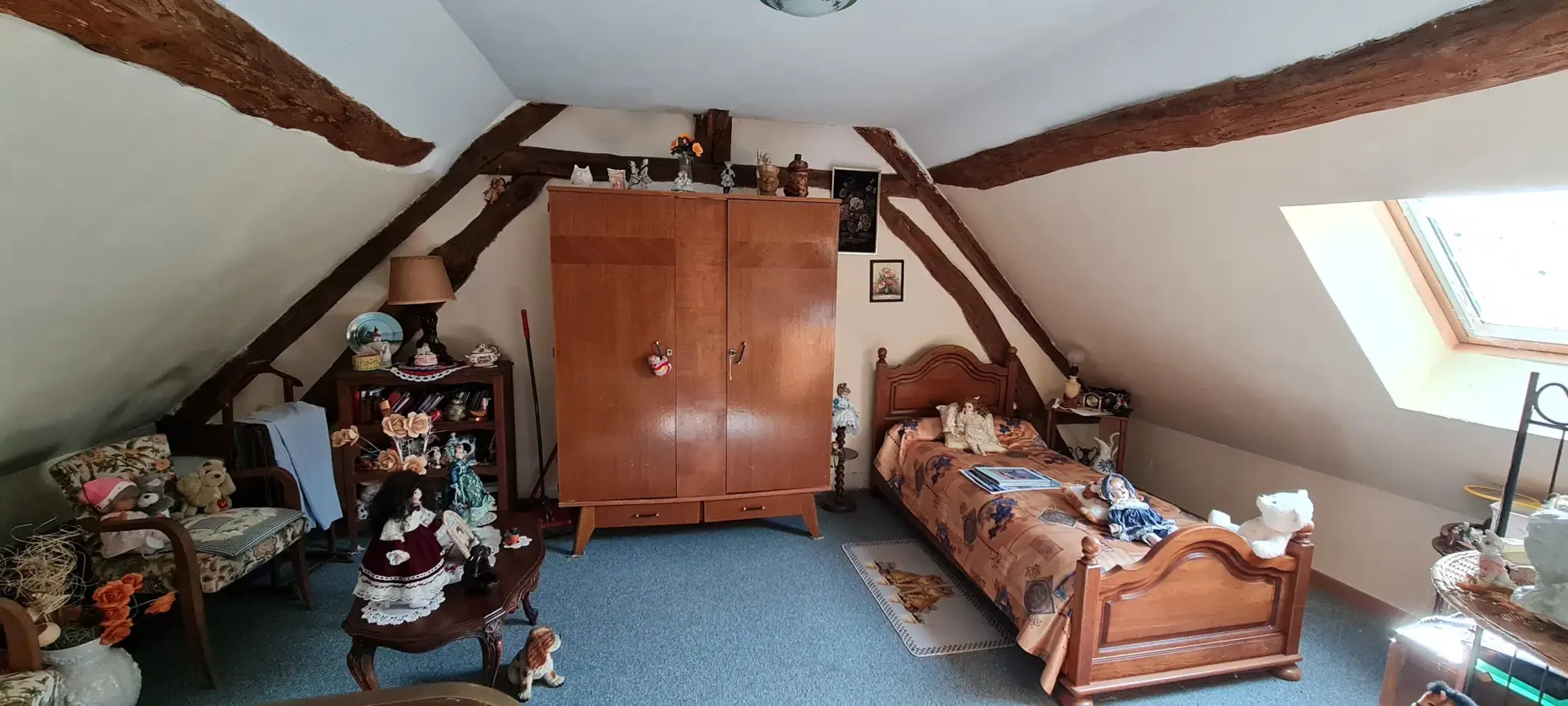 Maison à vendre avec deux habitations, dépendances et jardins près de Clamecy en Bourgogne Nord 