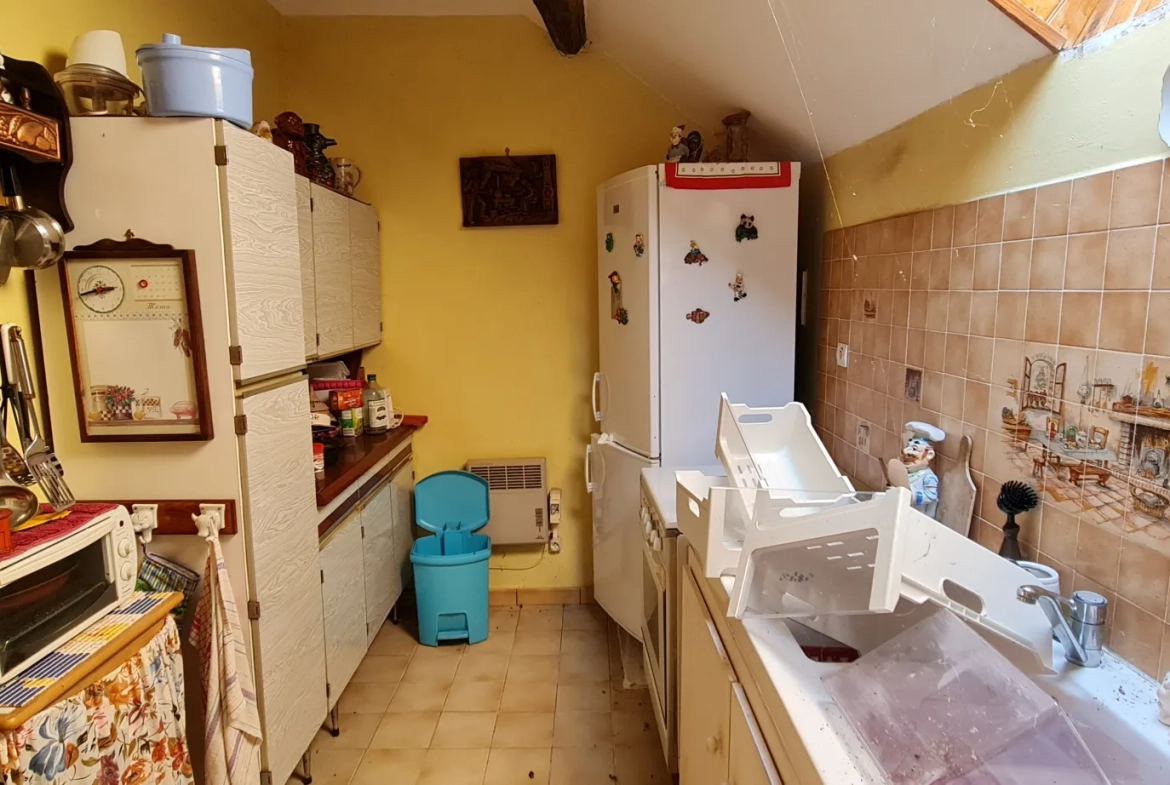 Maison à vendre avec deux habitations, dépendances et jardins près de Clamecy en Bourgogne Nord 