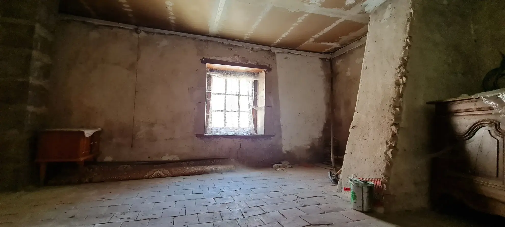 Maison à vendre avec deux habitations, dépendances et jardins près de Clamecy en Bourgogne Nord 