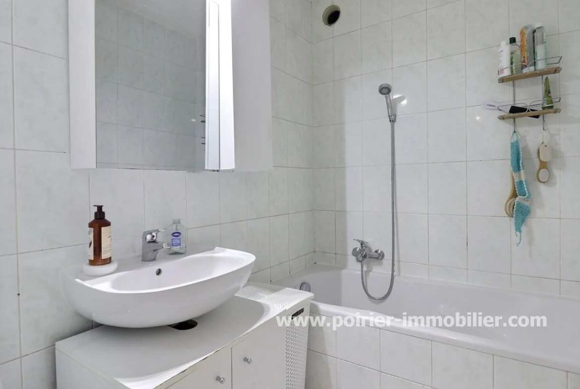 Appartement T2 à Thonon-les-Bains avec cave, proche du CEVA, idéal investisseur ou primo-accédant 
