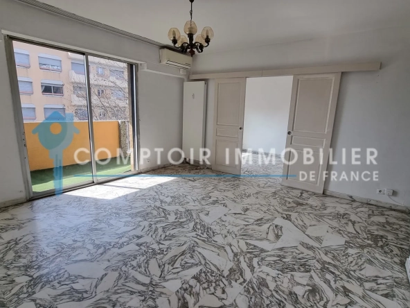 Appartement T4 à vendre à Draguignan avec terrasse, cave et parking - Idéal investisseur ou famille