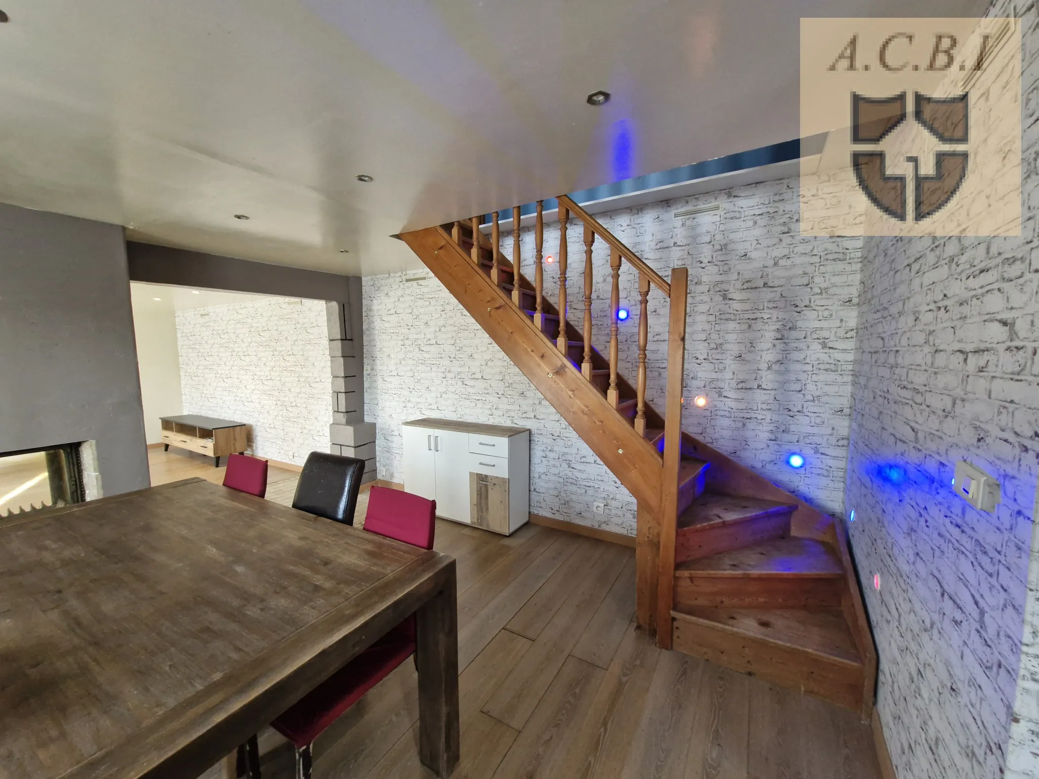 Belle maison de village à Morée avec garage, terrasses et grand terrain de 1200 m² 