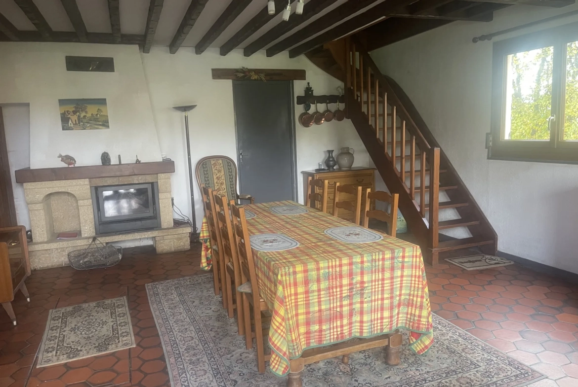 Charmante maison de 170 m² avec grand terrain à Camembert 
