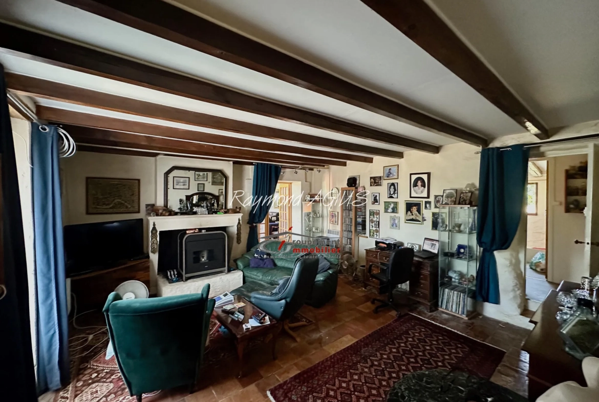 Charmante maison en pierre avec 6 chambres proche Saint-Foy-La-Grande 