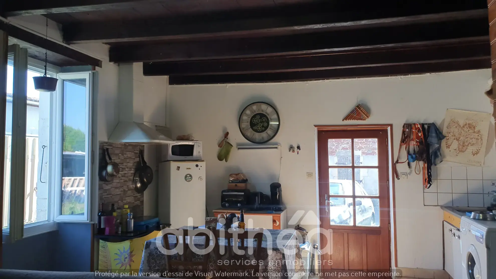 Investissement locatif à Roumazières – Maison et garage loués, rentabilité 12 % 