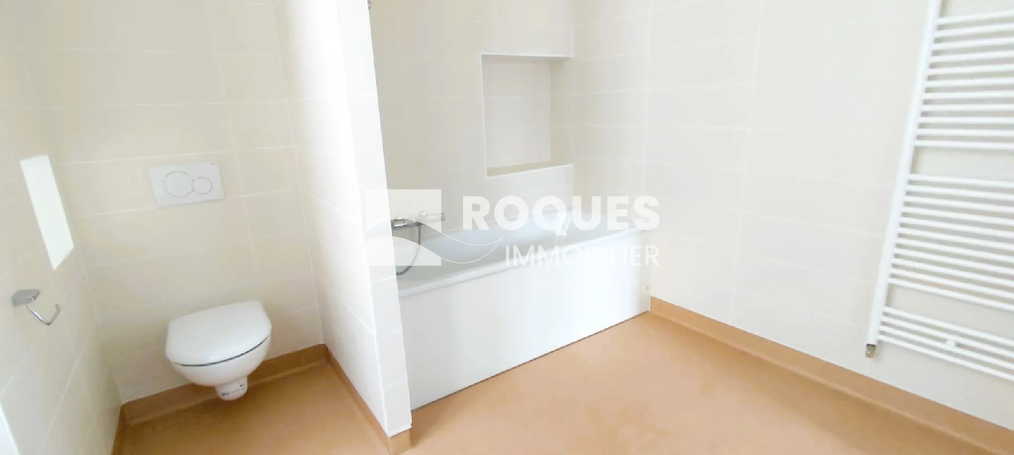 Appartement F3 rénové avec caves et galetas à Millau dans le secteur de la gare 