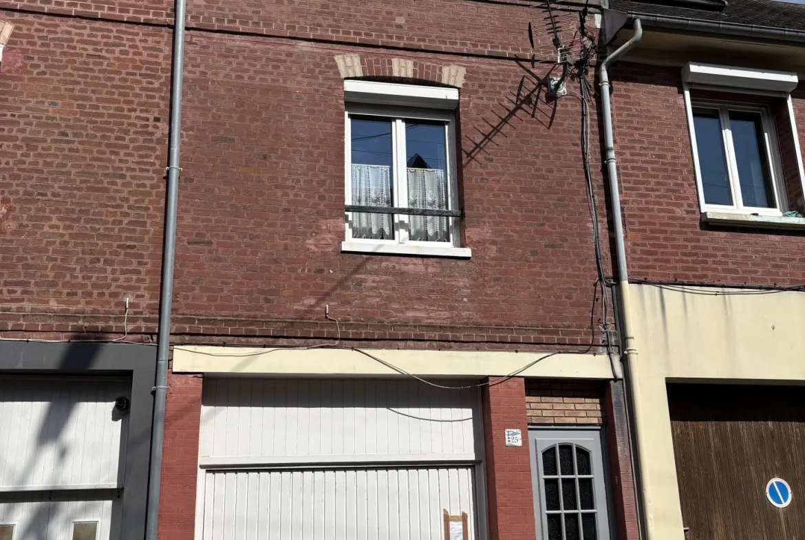 Maison de ville avec garage à Ault proche mer et commerces 
