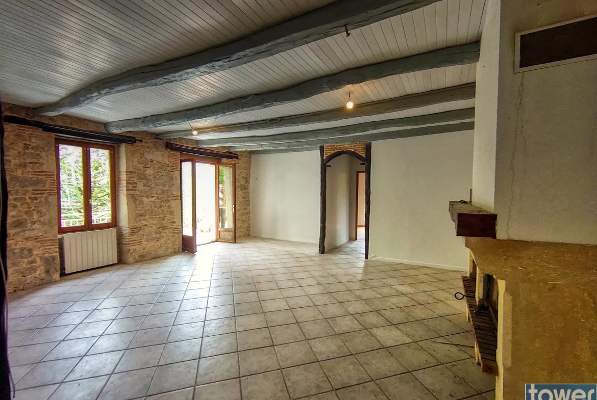 Charmante maison en pierre avec terrain fruitier à Boissières, proche Cahors 