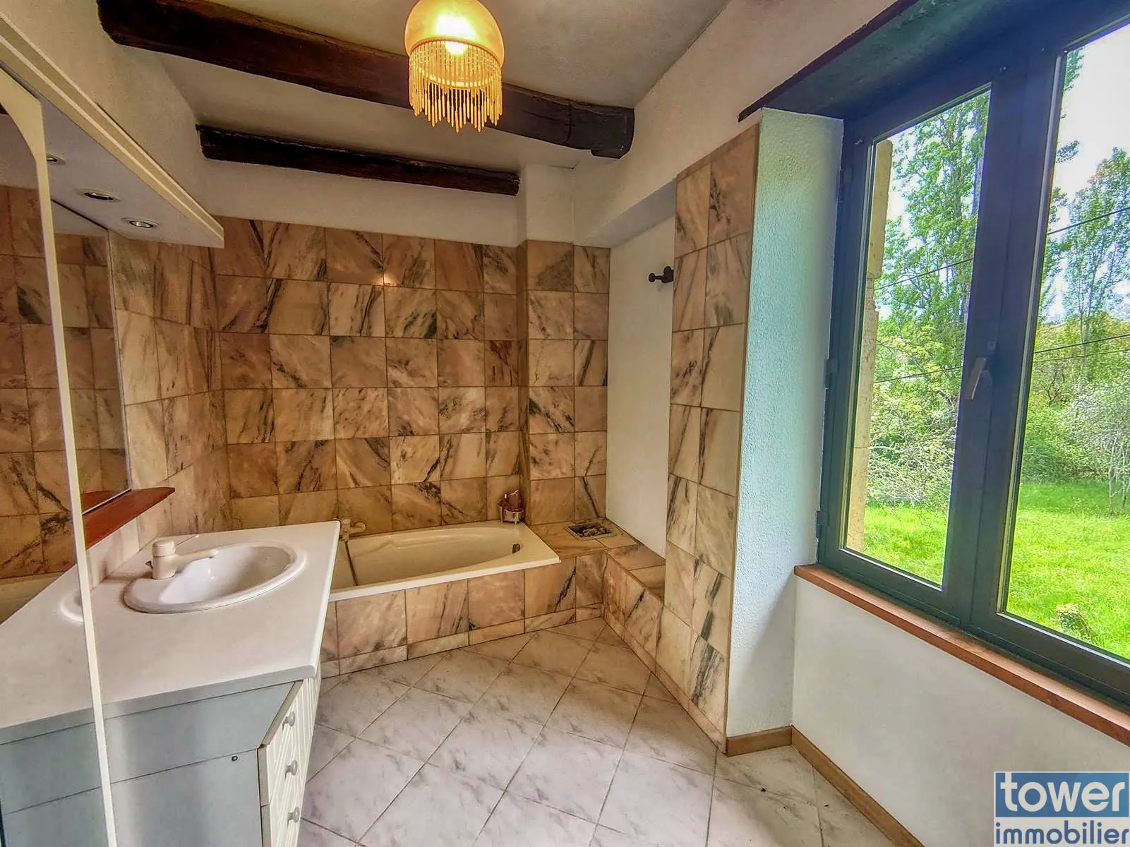 Charmante maison en pierre avec terrain fruitier à Boissières, proche Cahors 