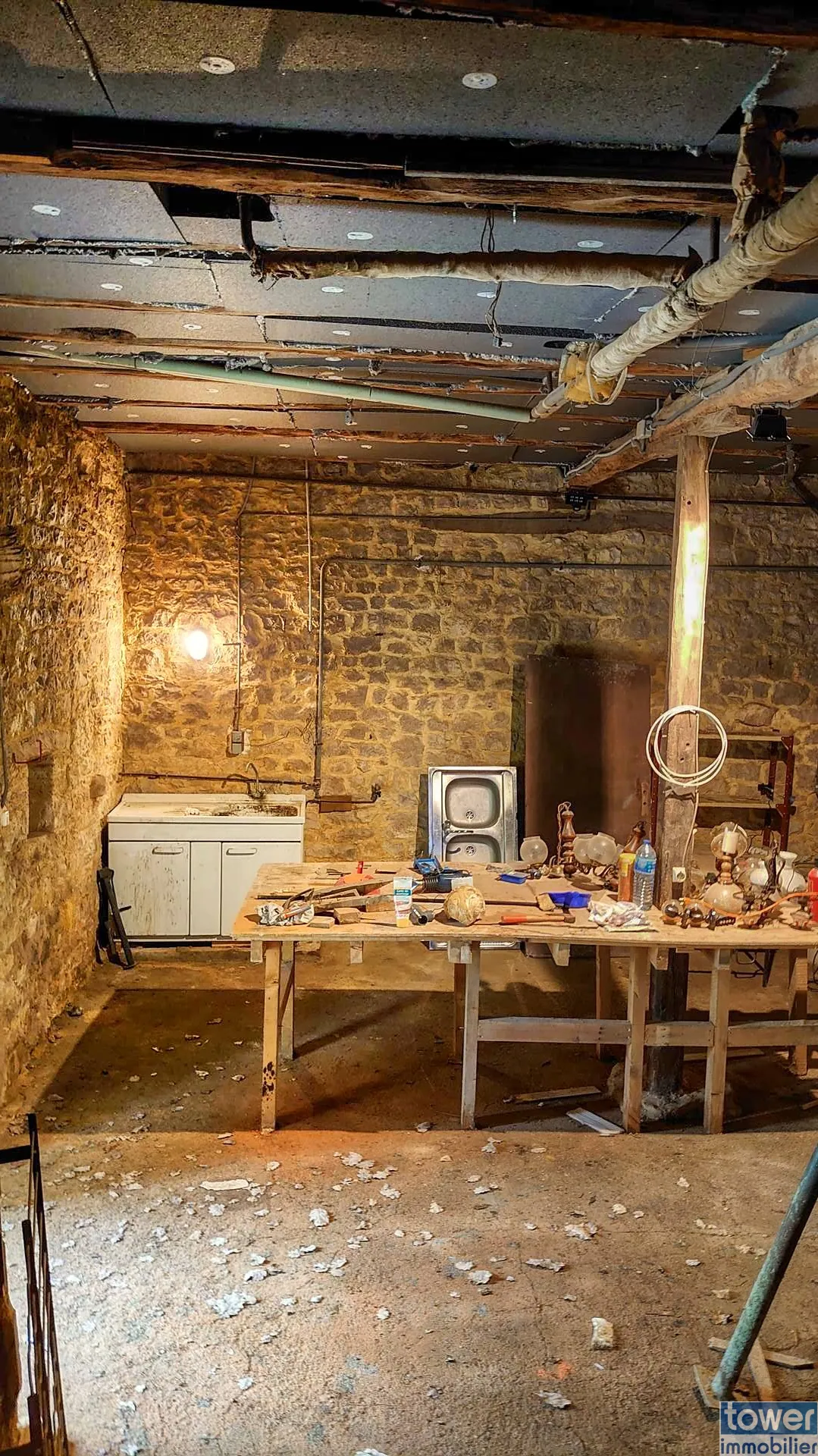 Charmante maison en pierre avec terrain fruitier à Boissières, proche Cahors 
