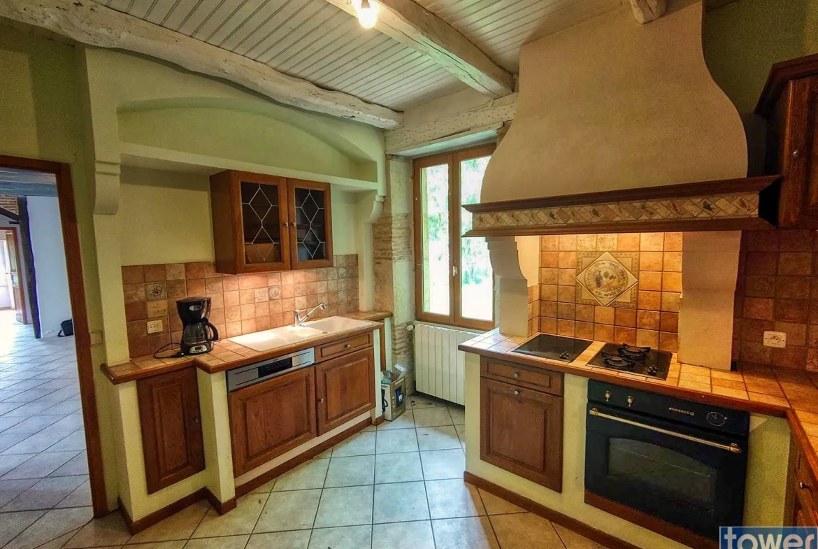 Charmante maison en pierre avec terrain fruitier à Boissières, proche Cahors 