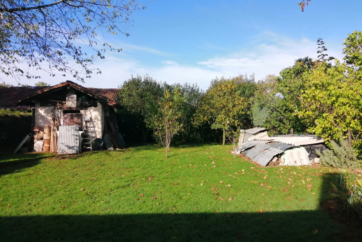 À vendre ferme rénovée de 120 m² à Cormoz, vue Revermont 