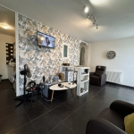 Studio de 33 m² à La Rochelle, emplacement idéal avec cave et balcons