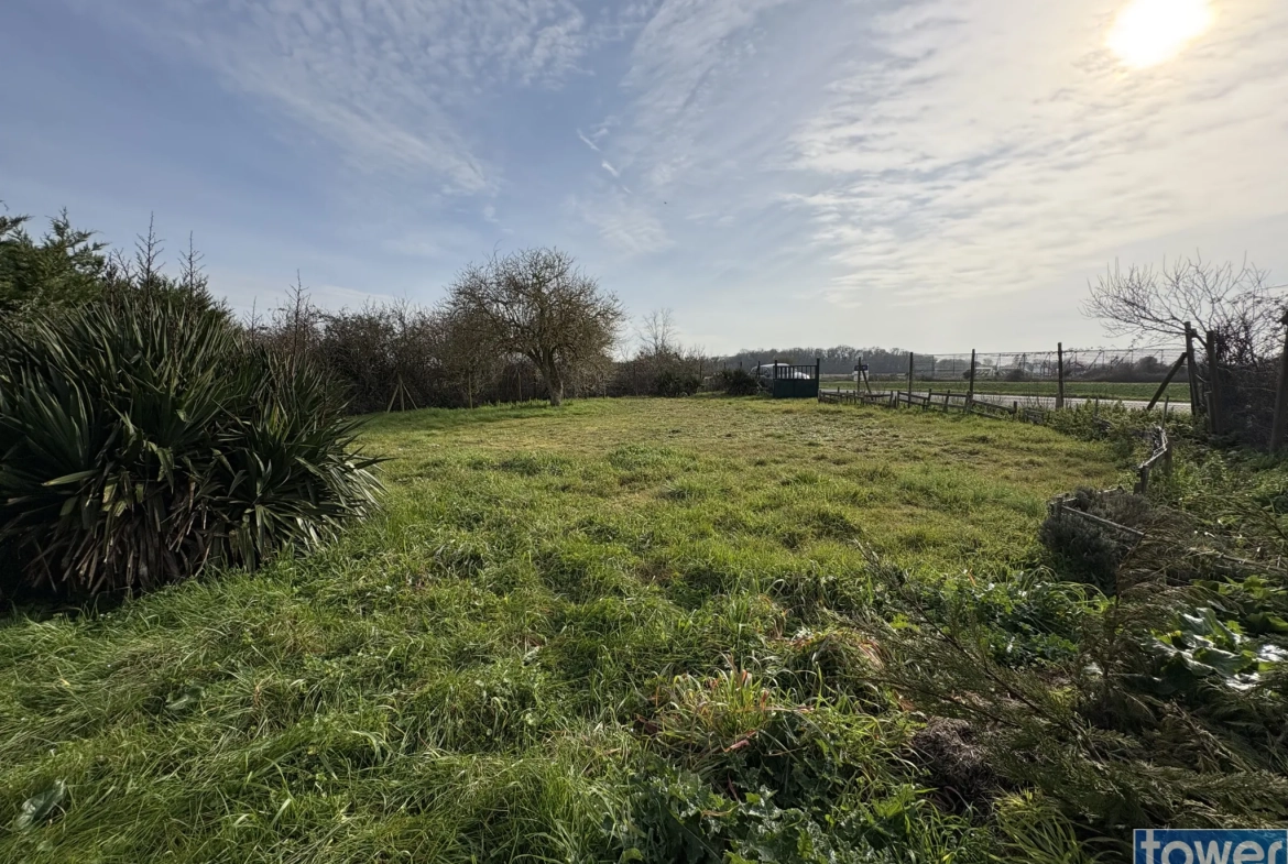 Terrain de loisir arboré de 1170 m² à Le Chay, idéal pour camping et vacances 