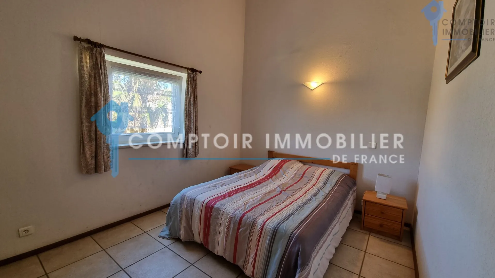 Villa 4 chambres avec piscine dans domaine sécurisé à Vidauban - Var 