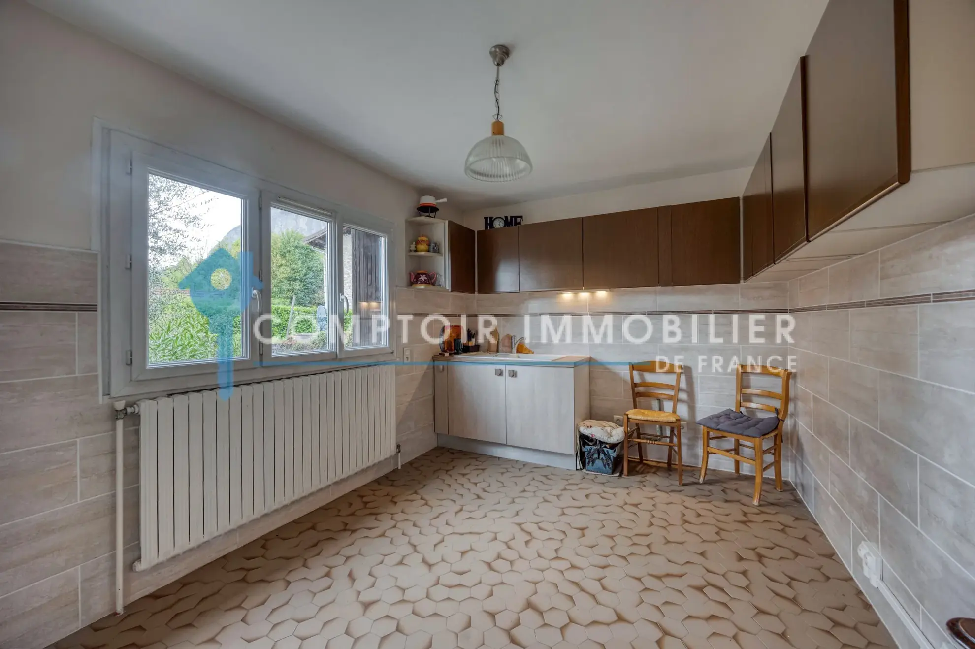 Ensemble immobilier à Biviers (38) – 116m² sur 264m² de terrain idéal pour investisseurs 