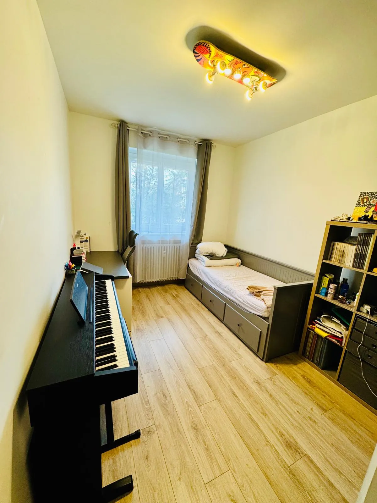 Appartement T4 à Grenoble, 92 m² rénové, proximité clinique Mutualiste 