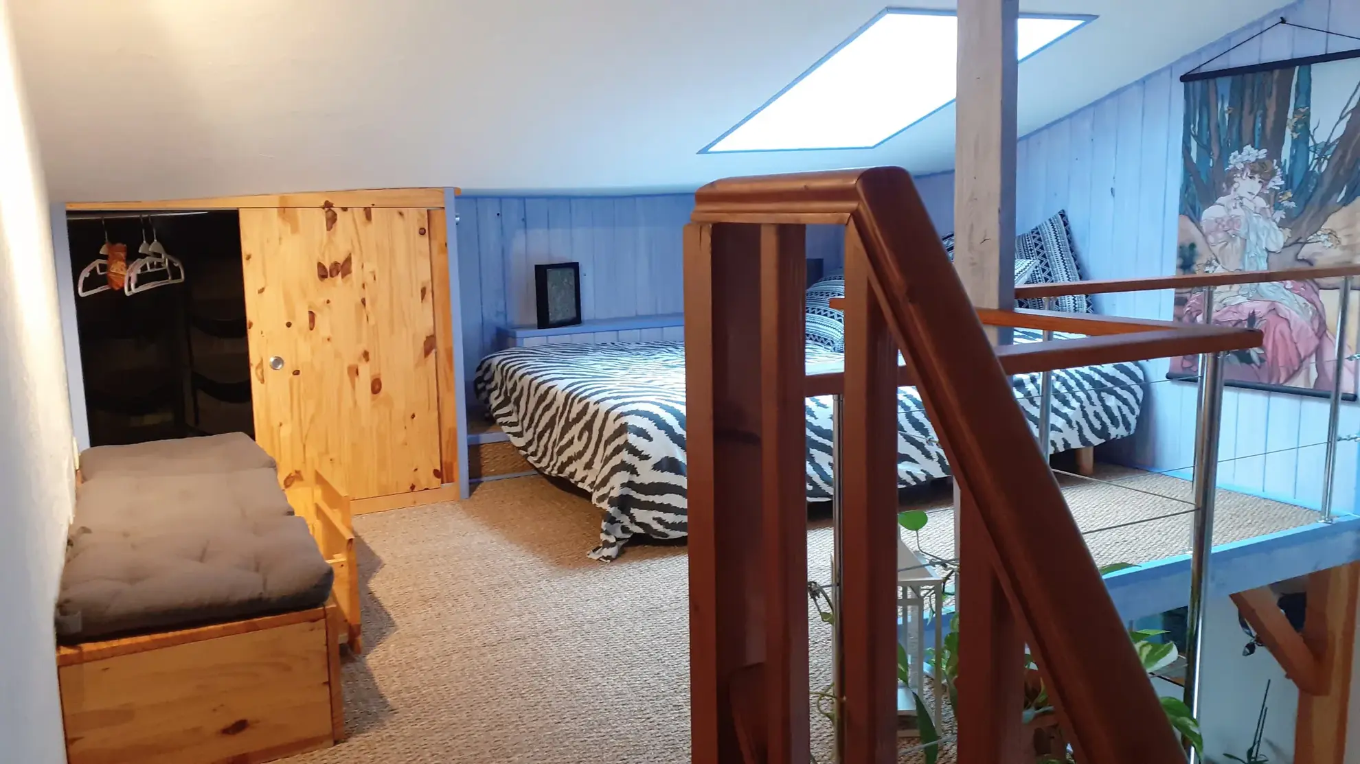 Maison duplex avec deux habitations, terrasse et jardinet au Bousquet d'Orb 