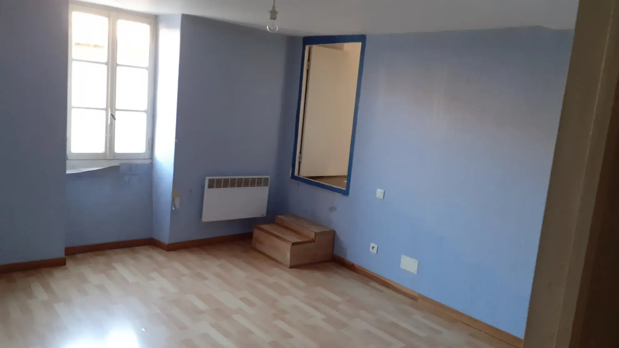 Maison duplex avec deux habitations, terrasse et jardinet au Bousquet d'Orb 