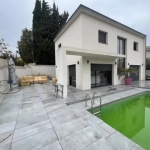 Maison à vendre à Marseille 10ème avec jardin et piscine - Vente aux enchères