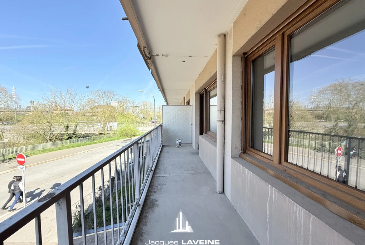 Appartement 3 pièces à Metz-Queuleu avec balcon, garage et cave 