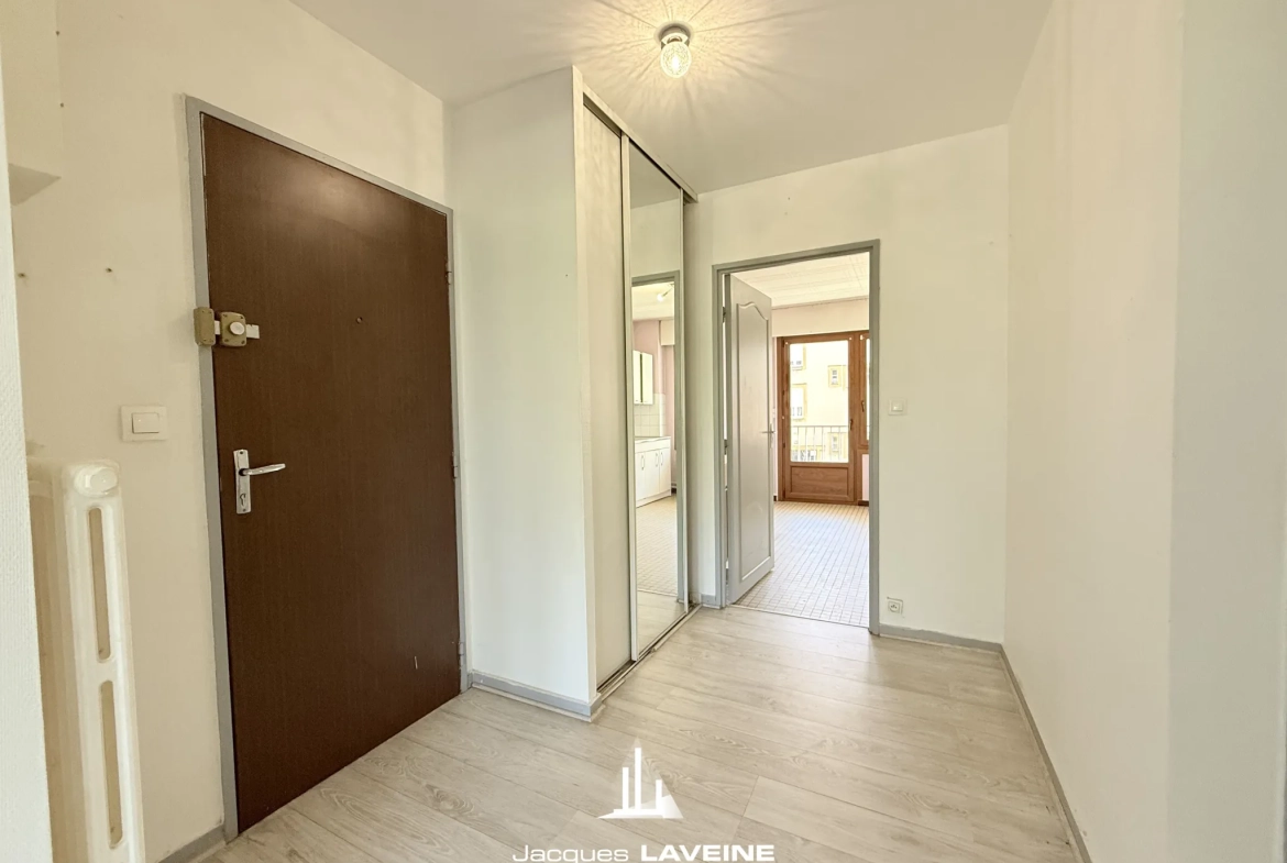 Appartement 3 pièces à Metz-Queuleu avec balcon, garage et cave 