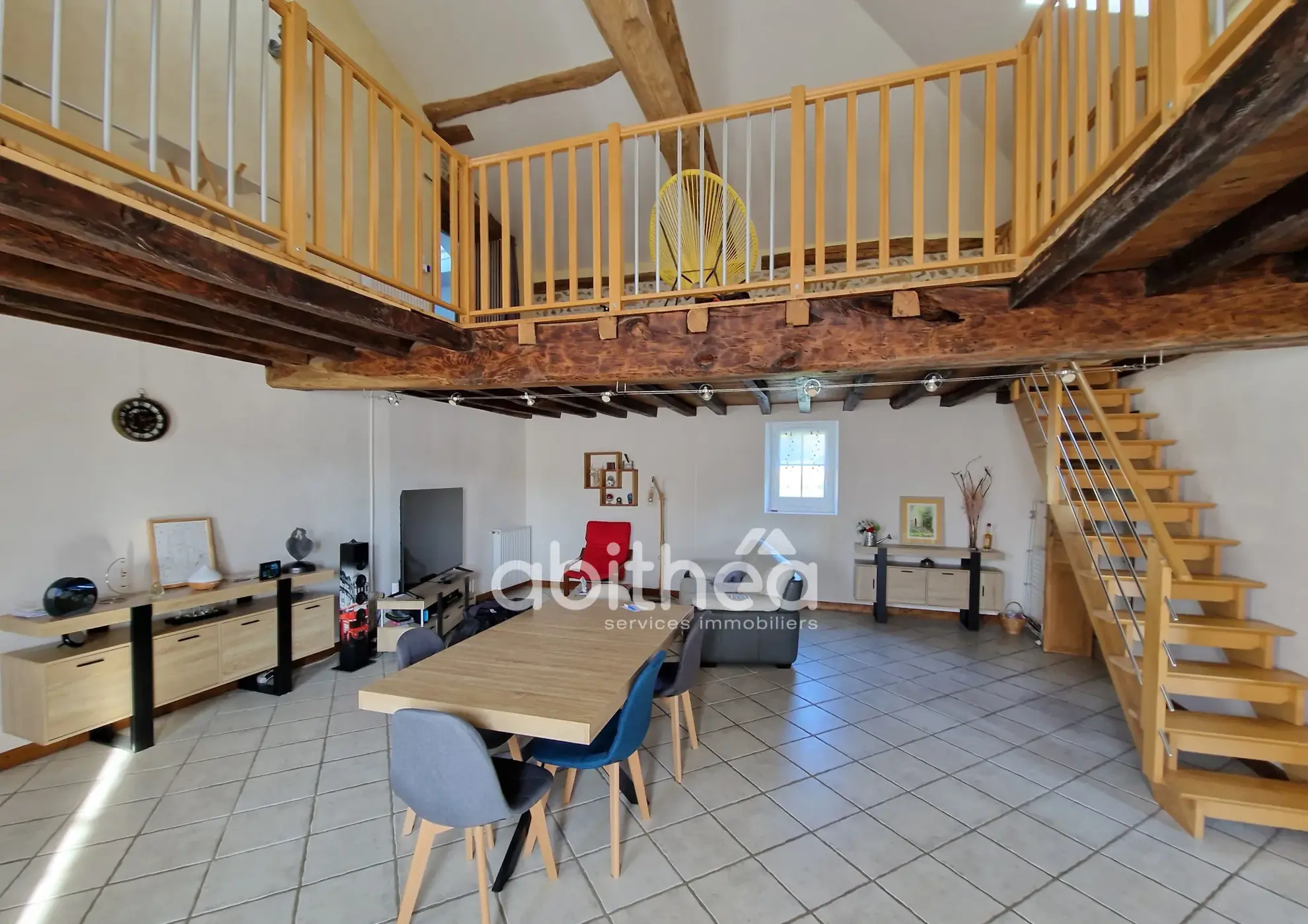 Belle maison de campagne sans vis-à-vis avec piscine à Suaux (16260) 