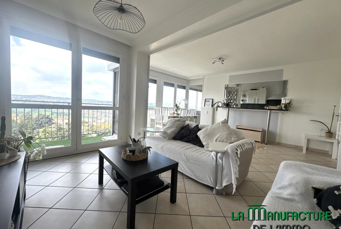 Spacieux appartement F5 de 98,13 m² avec balcon à Villars/Le Plat Haut 