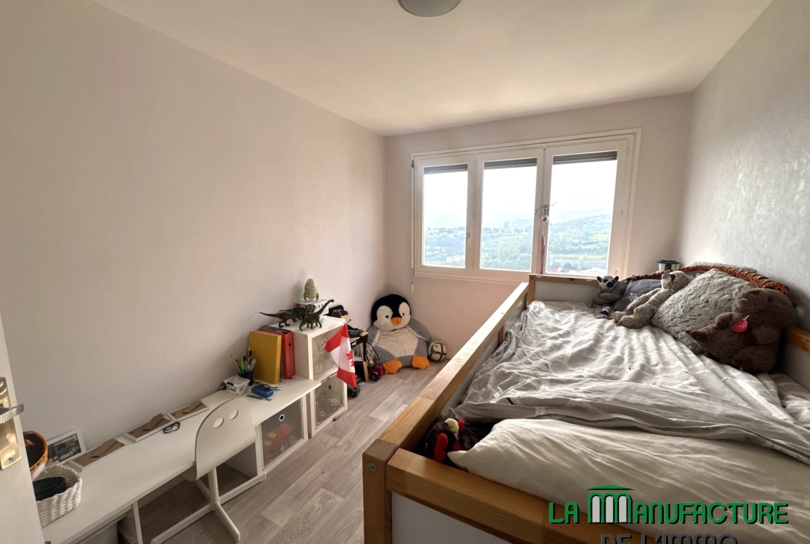Spacieux appartement F5 de 98,13 m² avec balcon à Villars/Le Plat Haut 