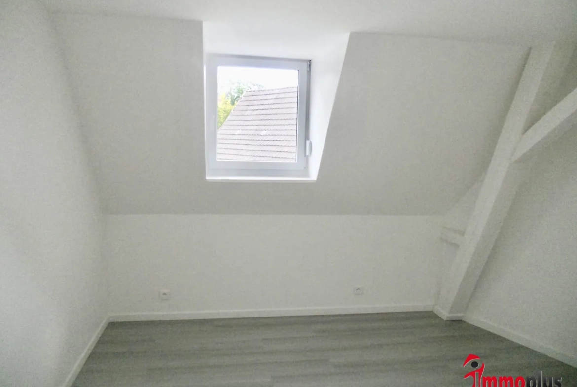 Spacieux appartement F4 rénové de 71 m² à Blotzheim avec parking et cave 