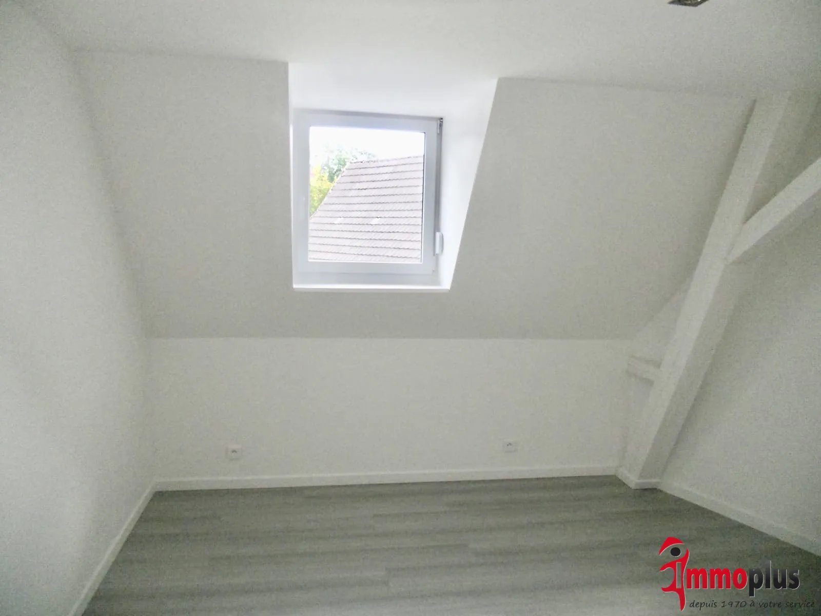 Spacieux appartement F4 rénové de 71 m² à Blotzheim avec parking et cave 