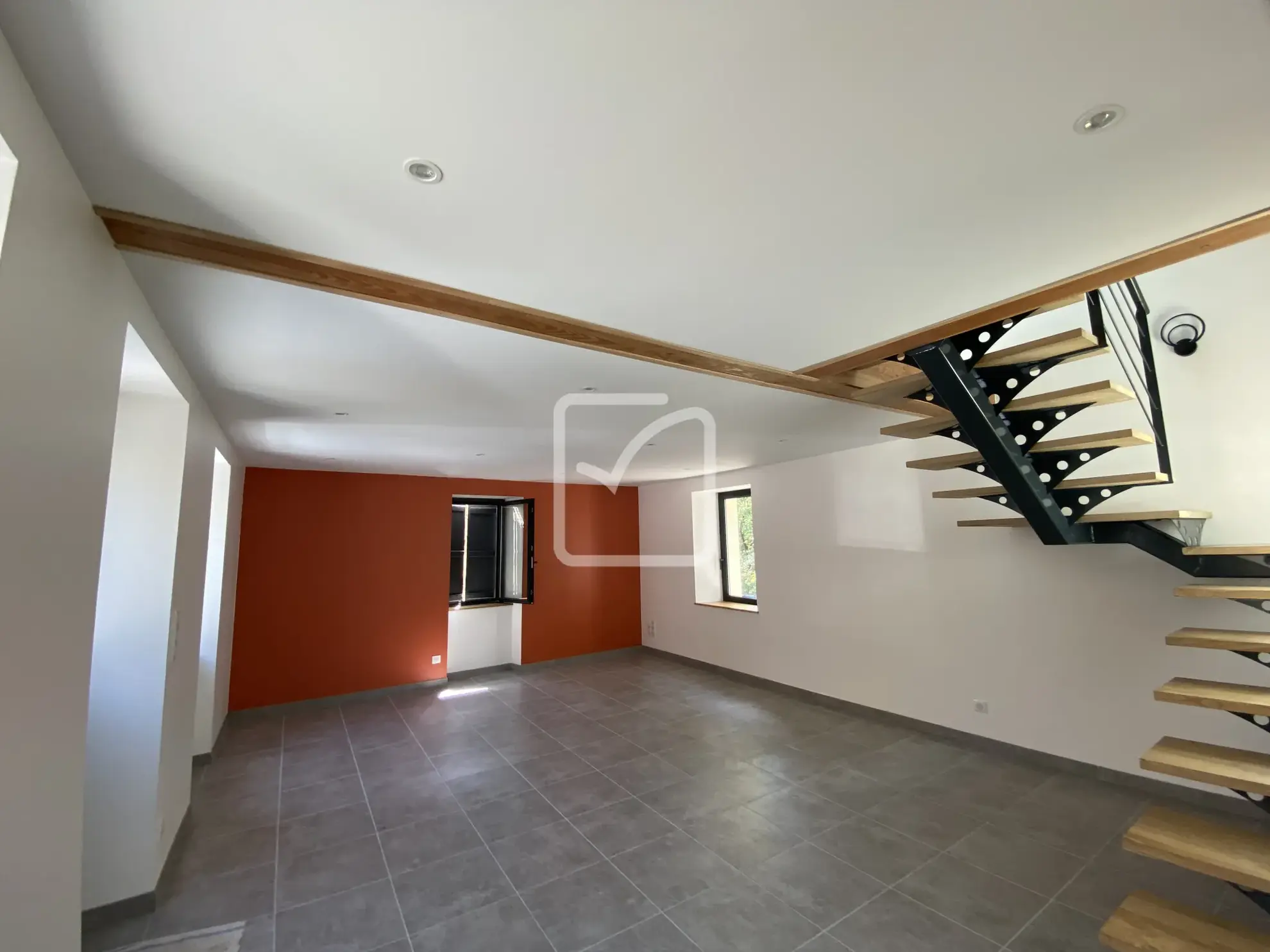 Maison rénovée avec jardin à Terrou dans le Lot 