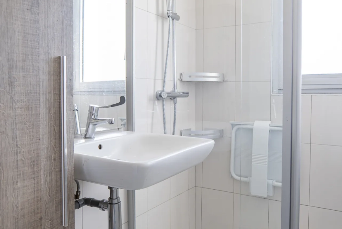 Maison à vendre à Bouin (85) avec 2 chambres, garage et vue dégagée 