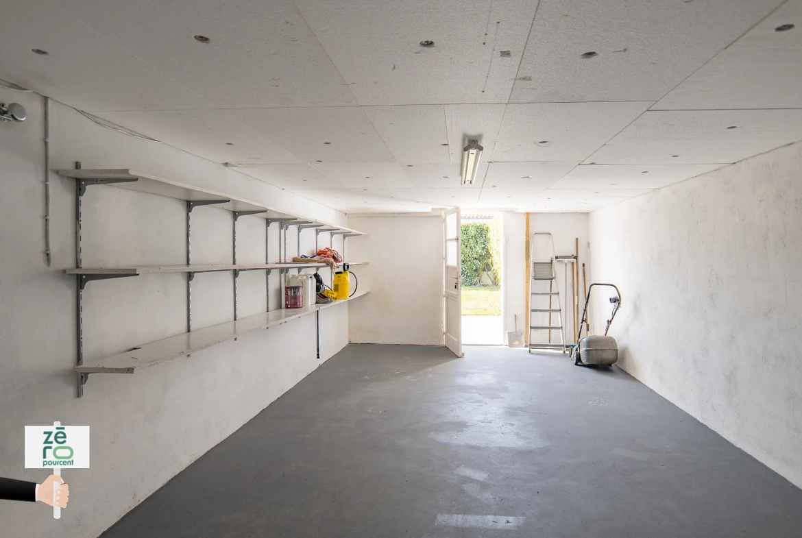 Maison à vendre à Bouin (85) avec 2 chambres, garage et vue dégagée 